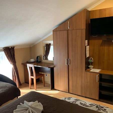Guest House Cherson Buitenkant foto