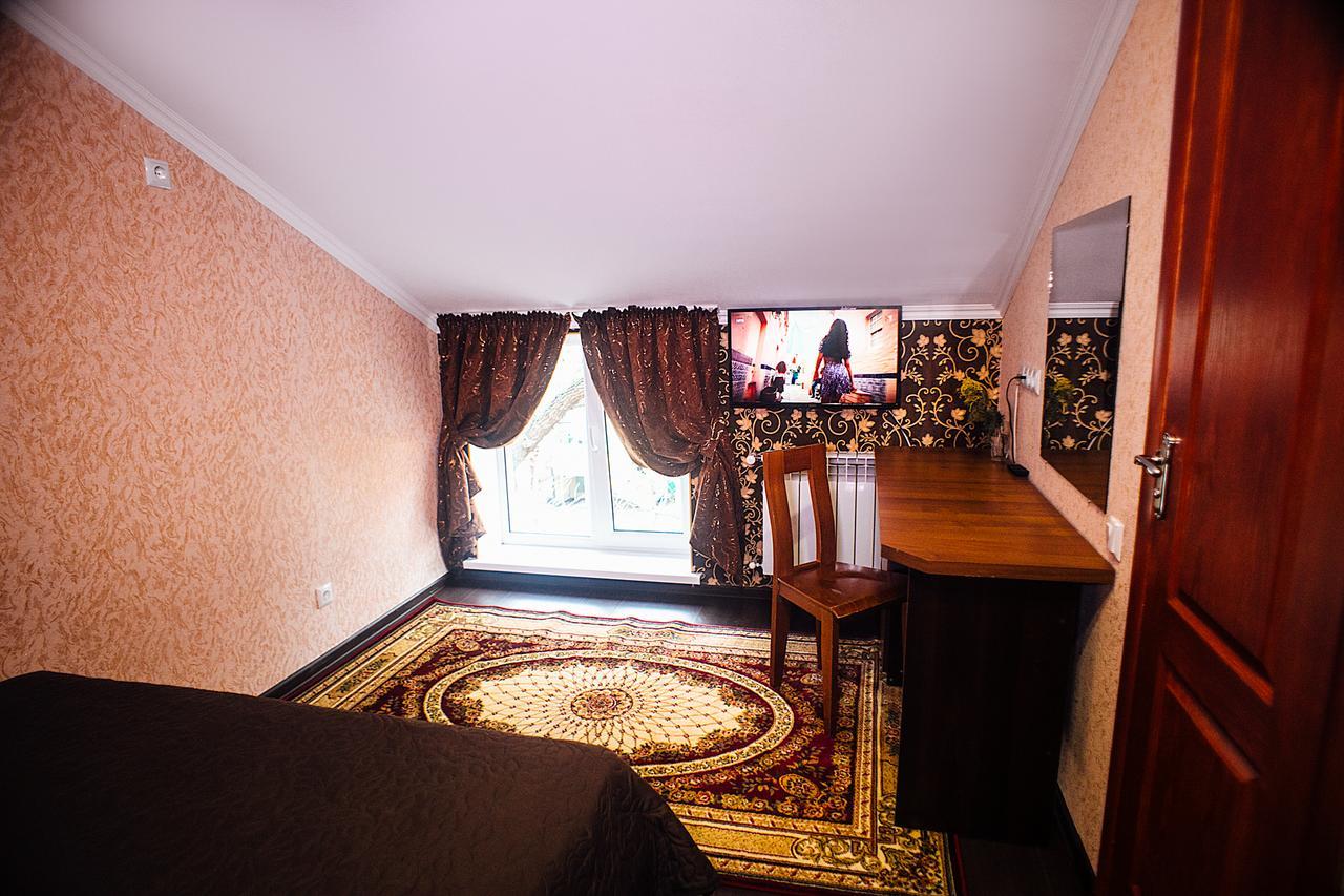 Guest House Cherson Buitenkant foto