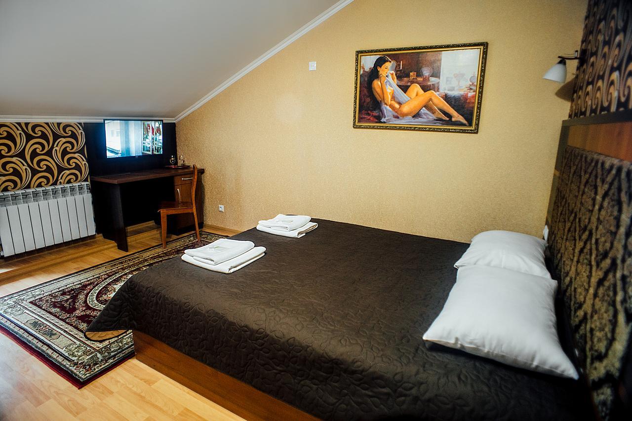 Guest House Cherson Buitenkant foto
